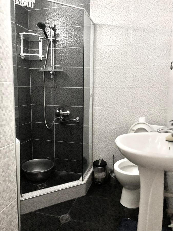 Apartamento Atoneli Tiflis Exterior foto